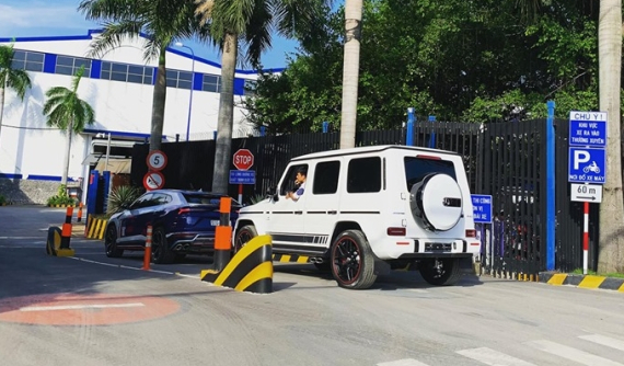 Minh "Nhựa" tậu Mercedes-AMG G63 Edition 1 màu trắng hiếm hoi tại Việt Nam, hoàn thành "cú ăn 3" SUV