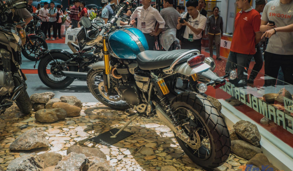 Triumph Scrambler 1200 xuất hiện đầy ấn tượng tại AutoExpo 2019