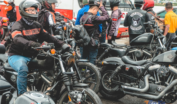 Hàng trăm biker Hà Nội đổ về Đại hội Mô tô Việt Nam 2019 trong ngày đầu của sự kiện