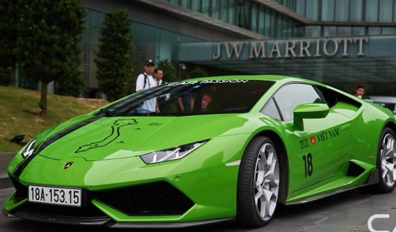 Cận cảnh siêu xe Lamborghini Huracan xanh cốm tham dự Car Passion 2019 của Nam Định