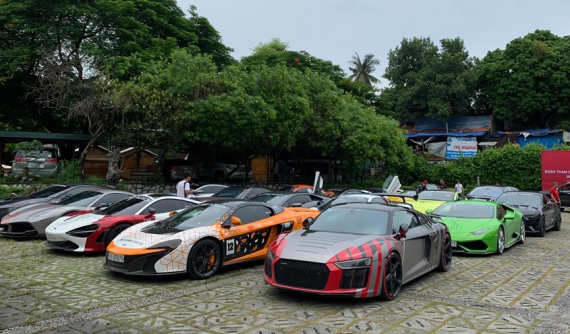 Tường thuật hành trình siêu xe Car Passion 2019: Đoàn đã có mặt tại Hạ Long