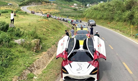Vượt hành trình hơn 300 km, đoàn Car Passion 2019 đã có mặt tại Mộc Châu