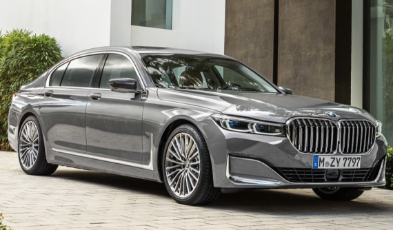 Giám đốc thiết kế BMW bị tổn thương vì những lời chê bai lưới tản nhiệt của 7-Series 2020