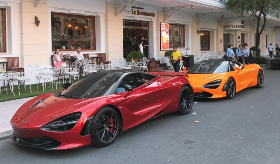 Siêu xe của Cường "Đô-la" sánh đôi cùng McLaren 720S màu đỏ Memphis của trưởng đoàn Car Passion 2019
