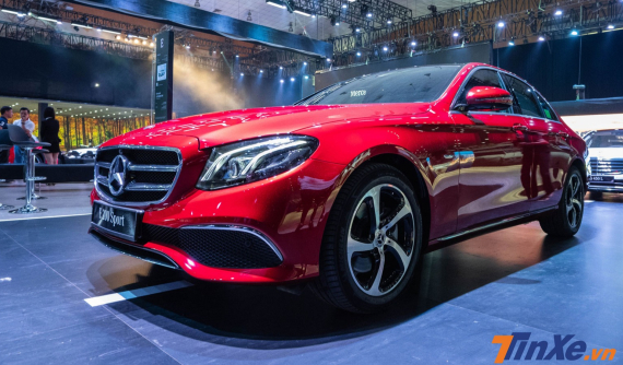 Soi chi tiết Mercedes-Benz E 200 Sport 2019 có giá 2,317 tỷ đồng vừa ra mắt Việt Nam