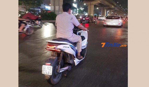 Bắt gặp Honda PCX Electric chạy thử trên đường phố Hà Nội