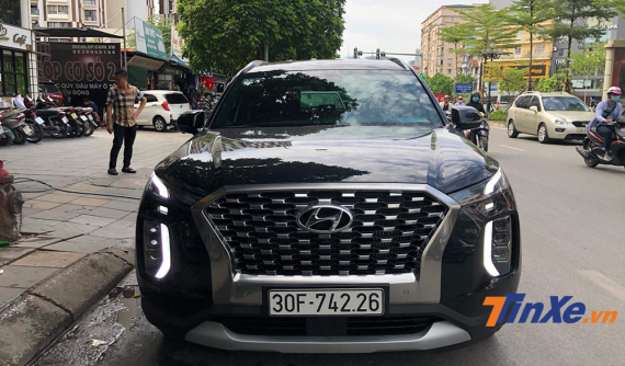 Điều chỉnh phí trước bạ nhiều mẫu ô tô xe máy, giá xe Hyundai Palisade sau thuế gần 1,9 tỷ đồng