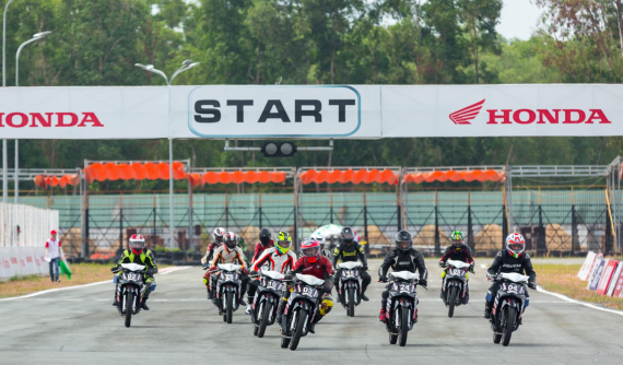 VMRC 2019: Nửa mùa giải đã qua, tính cạnh tranh khốc liệt còn đó