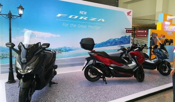 Sau ADV 150, Honda ra mắt mẫu xe ga Honda Forza 300 2019 với ngoại hình hầm hố