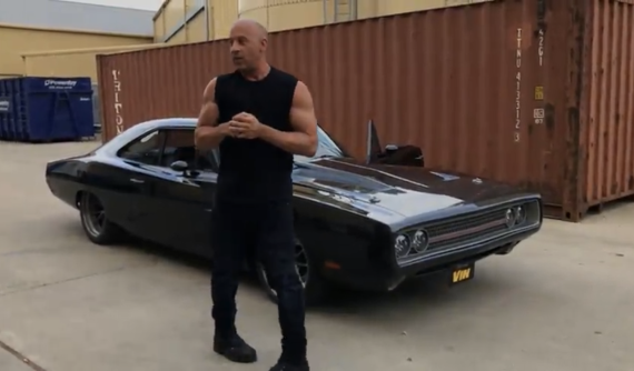 Ngôi sao Vin Diesel bất ngờ được tặng xe Dodge Charger “Tantrum” 1970 với 1.650 mã lực trong ngày sinh nhật thứ 52