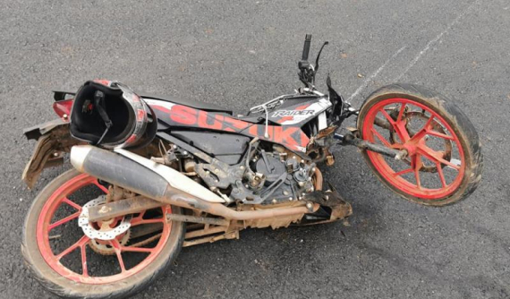 Bà Rịa - Vũng Tàu: Xe côn tay Suzuki Raider 150 va chạm với ô tô, một nam thanh niên tử vong