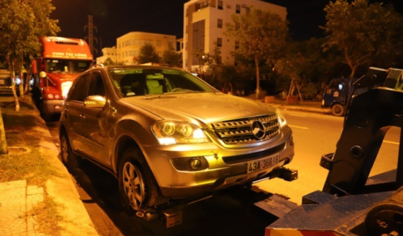 Lái SUV hạng sang Mercedes-Benz "làm loạn" ở Đà Nẵng, tài xế bị phạt 17 triệu đồng