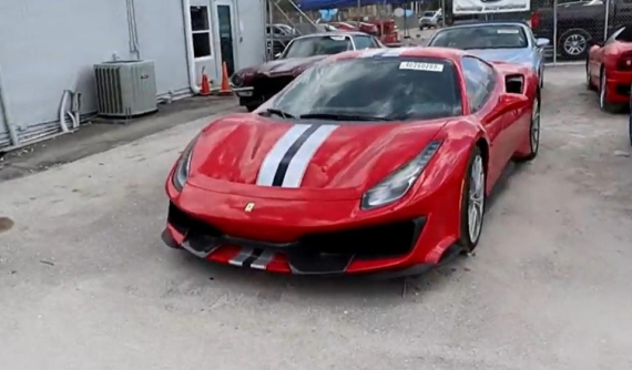 Siêu xe Ferrari 488 Pista 2019 biến dạng sau tai nạn vẫn có giá 9,6 tỷ đồng