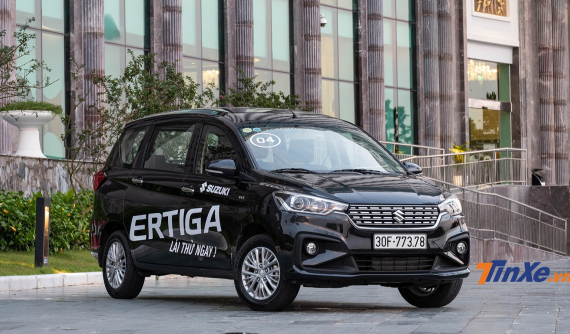 Lượng xe về nhỏ giọt, khách Việt đặt cọc Suzuki Ertiga 2019 phải chờ tới năm sau mới được giao xe