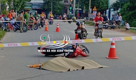 Bình Dương: Người đàn ông bị 2 thanh niên dùng mũ bảo hiểm đánh chết sau va chạm giao thông