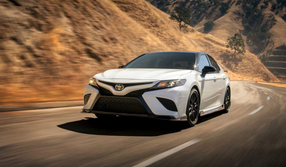 Toyota Camry TRD 2020 được báo giá, là phiên bản dùng động cơ V6 rẻ nhất của Camry