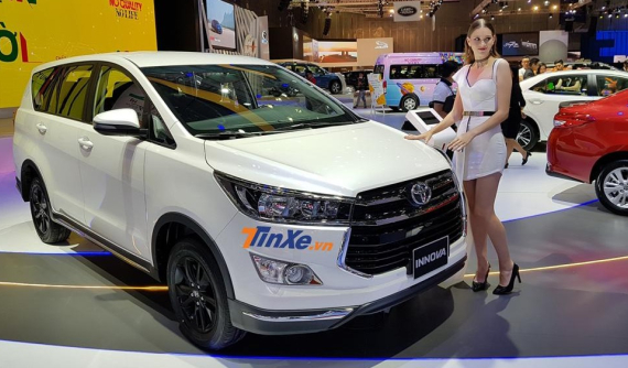 Kích cầu trong tháng Ngâu, đại lý giảm giá 40 triệu đồng cho Toyota Innova