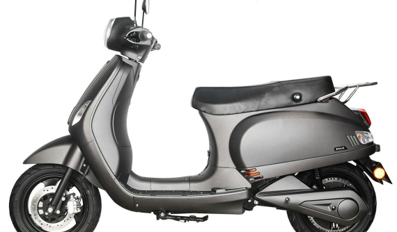 Trung Quốc tung ra xe máy điện Benling Aura mang thiết kế giống Vespa, giá chưa đến 30 triệu đồng