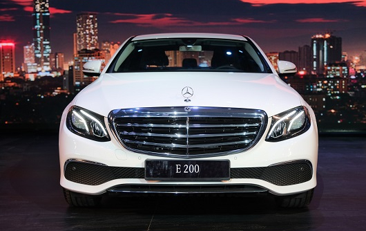 Mercedes Benz E200 2022: Giá xe Mercedes Benz E200 và khuyến mãi mới nhất