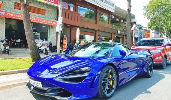 McLaren 720S màu tím của doanh nhân Vũng Tàu lần đầu "sổng chuồng" đã tới ngay nhà hàng của Cường "Đô-la"