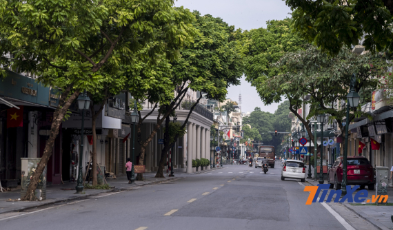 Nghĩ lễ 2/9 dài ngày, đường phố Hà Nội yên bình như Tết