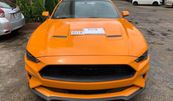 Sau 5 tháng tìm chủ nhân, Ford Mustang đời 2018 màu cam độc nhất Việt Nam về "làm dâu" ở Đồng Nai