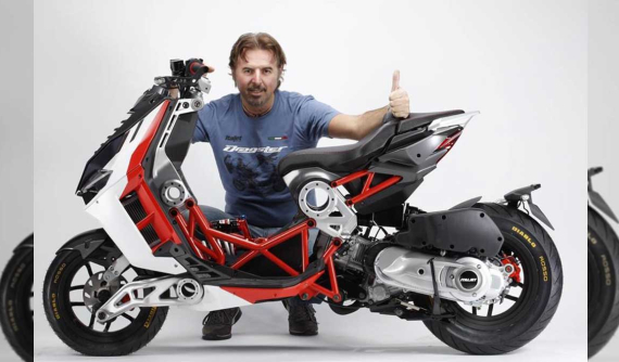 Rộ tin đồn mẫu xe ga "cực dị" Italjet Dragster chuẩn bị được bán tại Việt Nam trên 100 triệu đồng