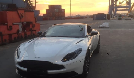 Nhà giàu Việt tiếp tục "khui công" Aston Martin DB11, đây đã là chiếc thứ 6 nhưng vẫn mang màu sơn độc