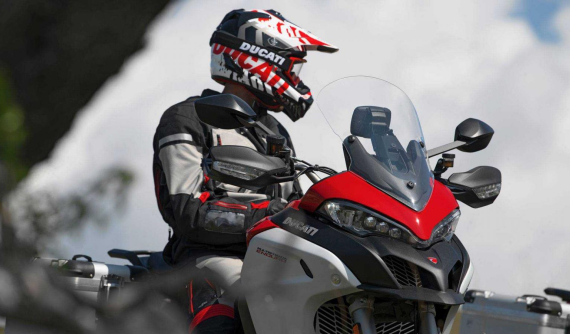 Ducati Multistrada 1260 GT 2020 có thể được trang bị hệ thống giám sát hành trình tích hợp rada