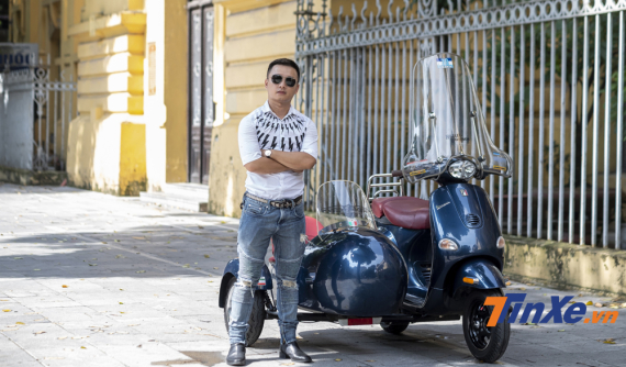 Gặp gỡ doanh nhân 8X sở hữu Vespa ET8 Sidecar "kịch độc"
