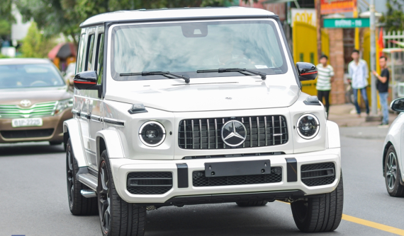 Doanh nhân Bình Dương tậu Mercedes-AMG G63 Edition 1 màu trắng tương tự xe của Minh "Nhựa"