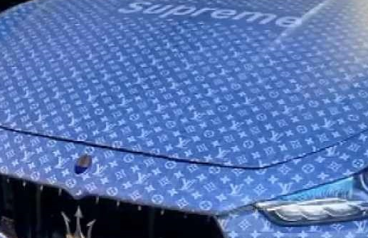 Chủ nhân chiếc Maserati Ghibli này đích thị là fan cuồng của hãng thời trang Louis Vuitton