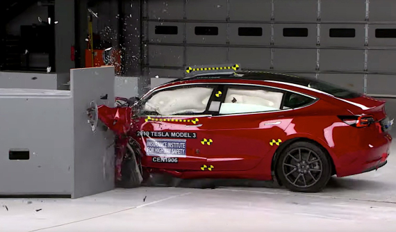 Tesla Model 3 tiếp tục chứng minh độ an toàn với giải thưởng Top Safety Pick+