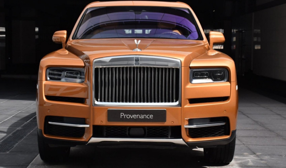 SUV siêu sang Rolls-Royce Cullinan màu siêu độc của giới nhà giàu Trung Đông