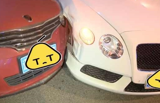 Xe Trung Quốc Roewe va chạm với Bentley Continental GT V8 S, thiệt hại gần 1 tỷ đồng