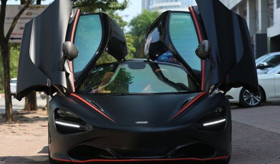 Thêm siêu xe Bắc tiến để tìm khách, lần này là McLaren 720S đầu tiên về Việt Nam