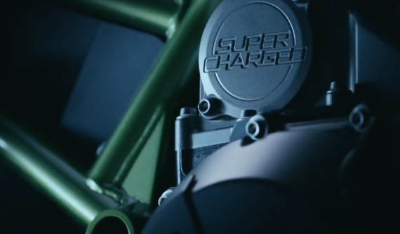Thiết kế "Siêu naked bike" Kawasaki Z Supercharged lộ diện trong đoạn video mới