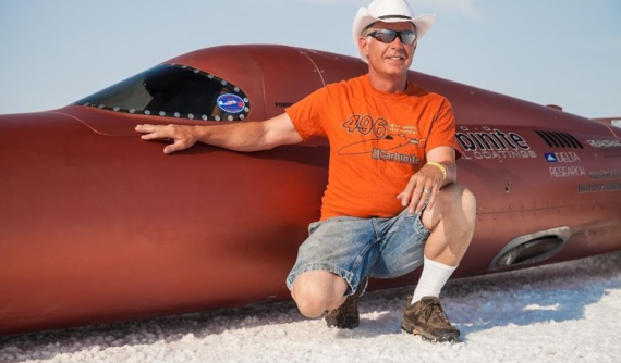 Tay đua 54 tuổi gặp tai nạn ở vận tốc 643,74 km/h và cái kết