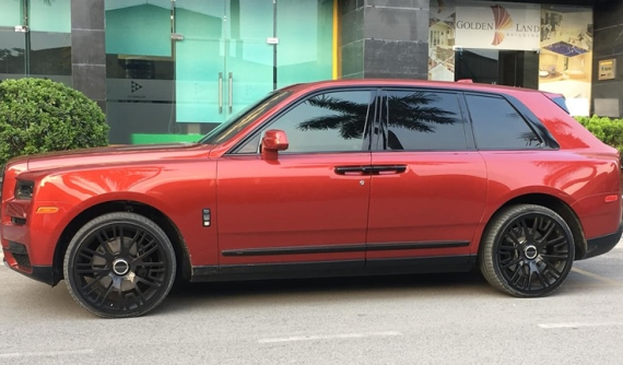 Đây là diện mạo mới của Rolls-Royce Cullinan màu đỏ độc nhất Việt Nam sau hơn 3 tháng cập bến