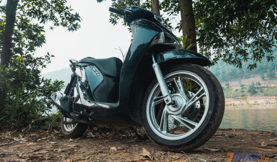Đánh giá xe tay ga Honda SH125i: Sang nhưng không hề "chảnh"