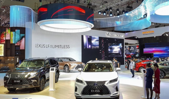 Triển lãm VMS 2019: Lexus RX450h vừa ra mắt đã có chủ, GX460 mới chốt giá hơn 5 tỷ đồng