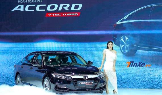 Honda Accord 2019 chính thức chào sân thị trường Việt, giá từ 1,319 tỷ đồng