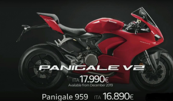 Ducati Panigale V2 chính thức ra mắt tại Ducati World Premiere 2020, giá gần 500 triệu đồng