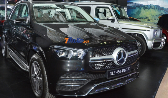 VMS 2019: Mercedes-Benz trưng bày đến 19 mẫu xe nhưng cặp đôi SUV này mới là hàng "nóng"