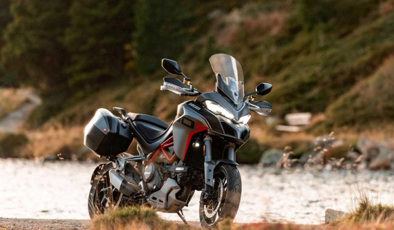 Ducati trình làng xe Sport-Adventure Multistrada 1260 S Grand Tour
