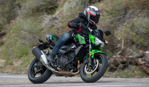 Naked bike Kawasaki Z400 chính thức có mặt tại Việt Nam với giá dưới 150 triệu đồng