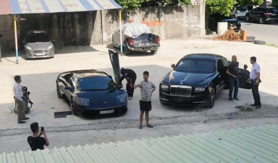 Thử tài quan sát: Bức ảnh Lamborghini và Rolls-Royce này được chụp ở đâu?