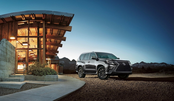 Đi sau chính hãng, đại lý tư nhân chào bán Lexus GX460 2020 với giá cao hơn, nhiều trang bị hơn