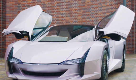 Siêu xe Nhật Bản này được chế tạo từ... gỗ và chất thải tái chế