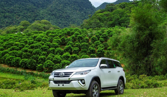 Chạy đua doanh số cuối năm, Toyota Việt Nam ưu đãi tới 100 triệu đồng cho hàng loạt xe